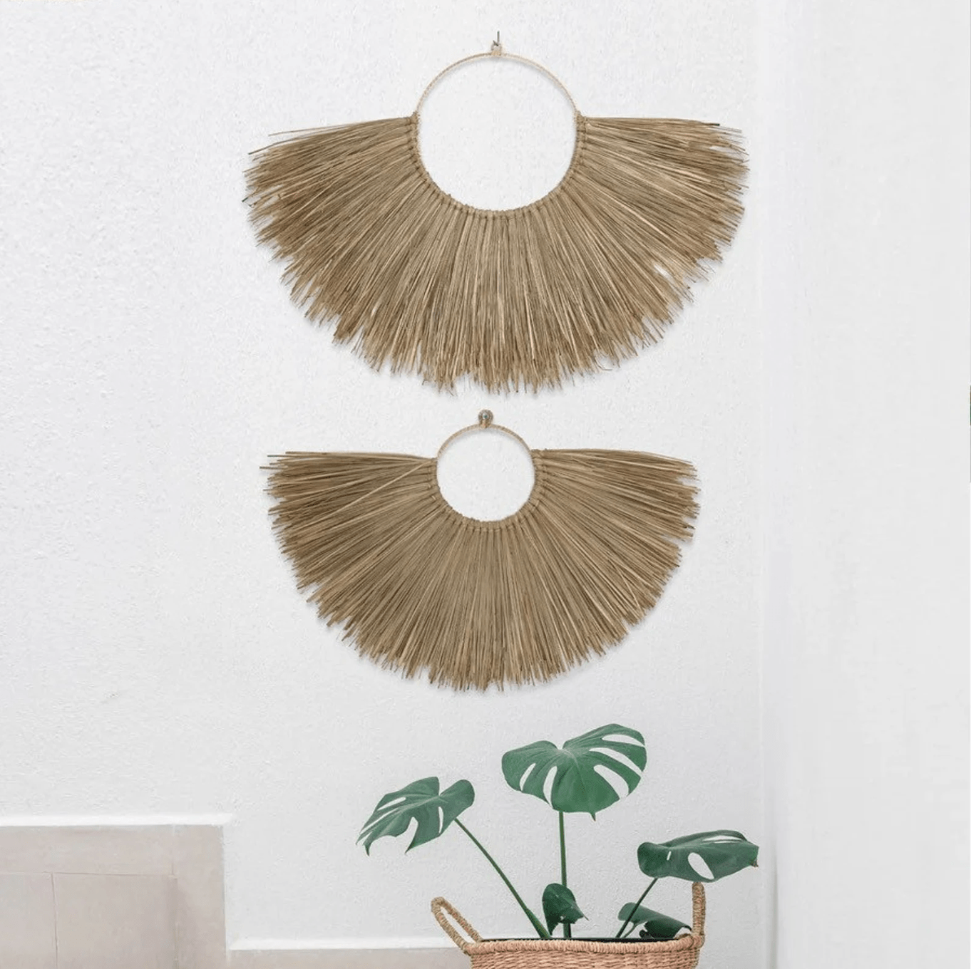 Seagrass Wall Decoration - Handwoven Boho Decor with Natural Abaca Fibers - Organic Tropical Charm - Perfect for Wall, Mantle, or Table Decor