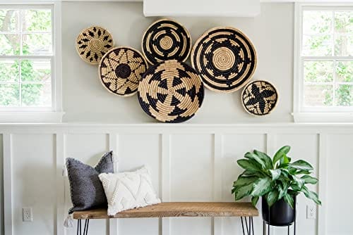 Set of 3 Woven Wall Basket Decor - Hanging Seagrass Flat Baskets, Boho Natural Wall Art for Living Room or Bedroom, Unique and Chic Decor