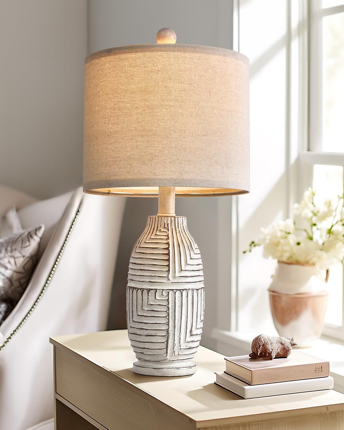 20.25" Farmhouse Resin Table Lamp | Retro Rustic Bedside Light for Bedroom and Living Room