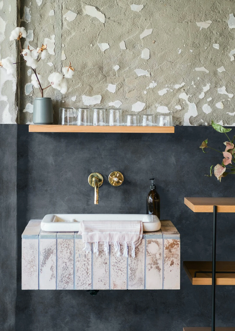Dark Blue Limewash Wallpaper – Peel and Stick Textured Wall Mural – Faux Plaster Wallpaper for Boho Nursery or Kids Room – Removable Boho Wall Decor – Neutral Blue Aesthetic Decal