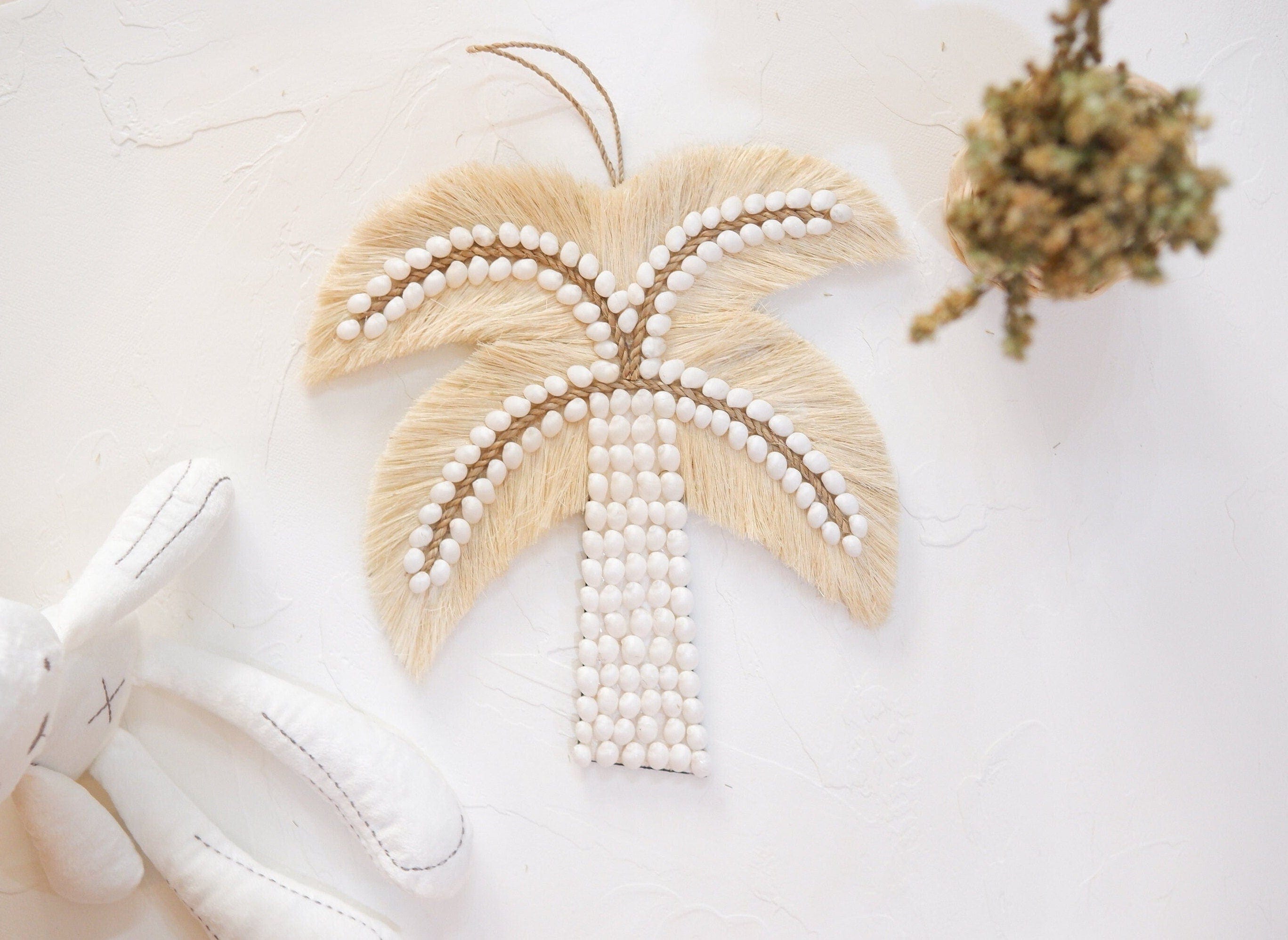 Boho Palm Tree Shell Wall Decor – Coastal Nursery and Kids' Room Ornament