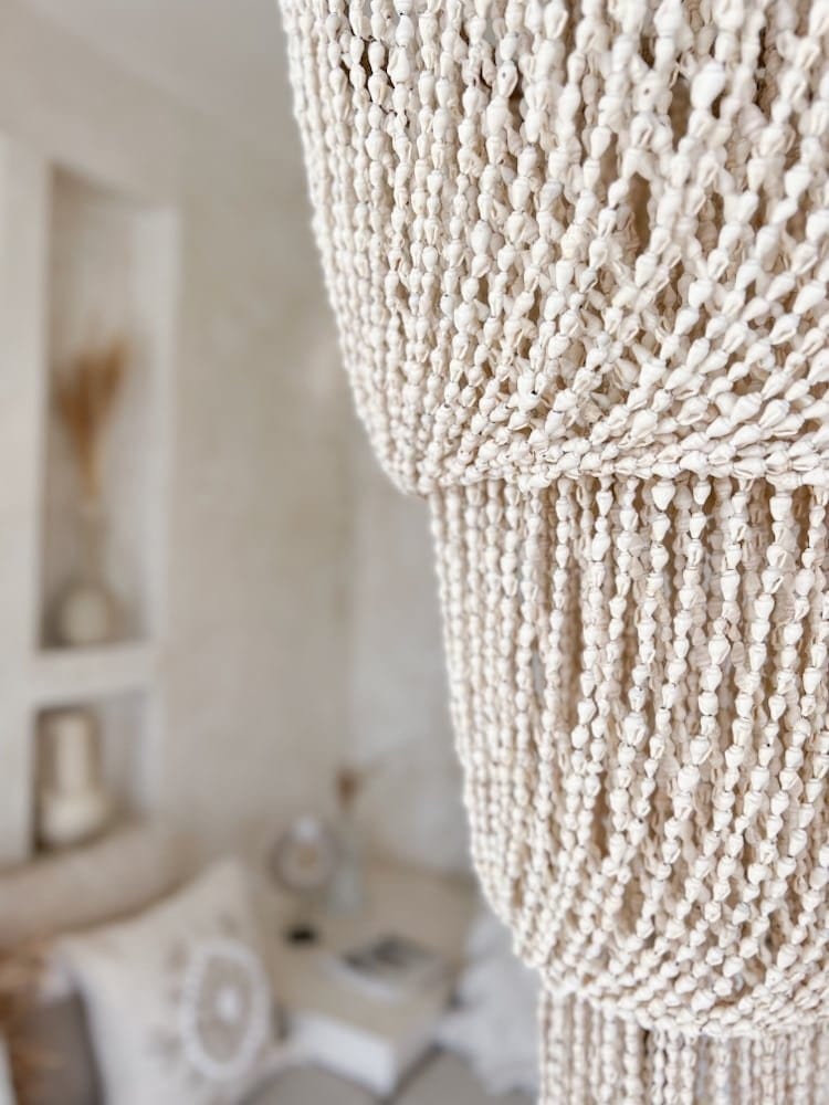 Boho Shell Chandelier – Natural Seashell Pendant Light for Living Room and Bedroom