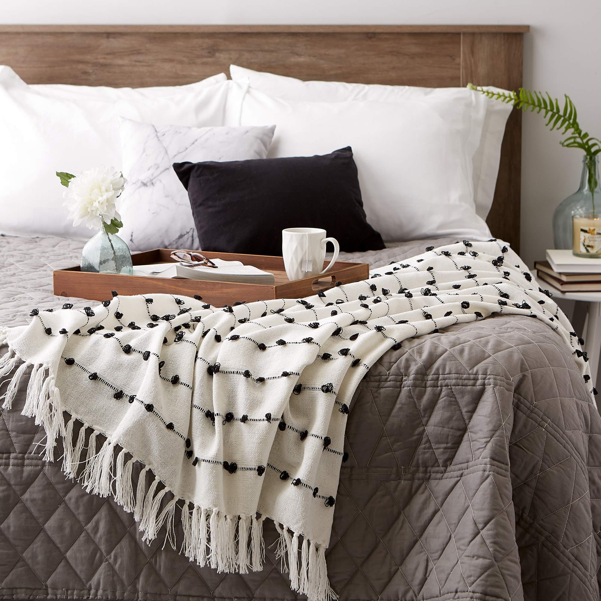 Cozy Woven Cotton Throw Blanket with Decorative Fringe - 50x60" Off-White