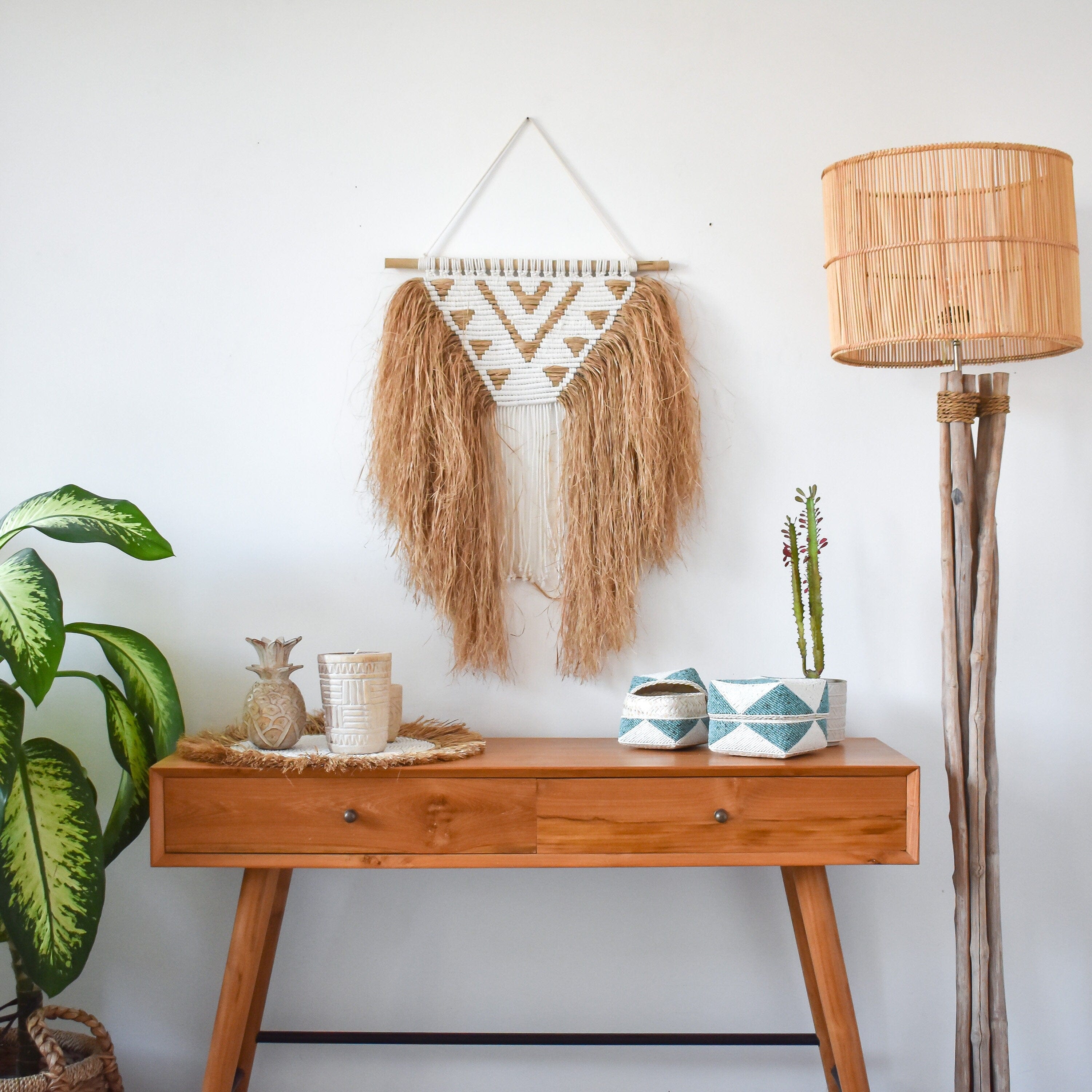 Elegant Handcrafted Raffia and Macramé Wall Hanging | Bohemian Tribal Decor | Versatile Home Accent | Rustic Wabi Sabi Wall Art