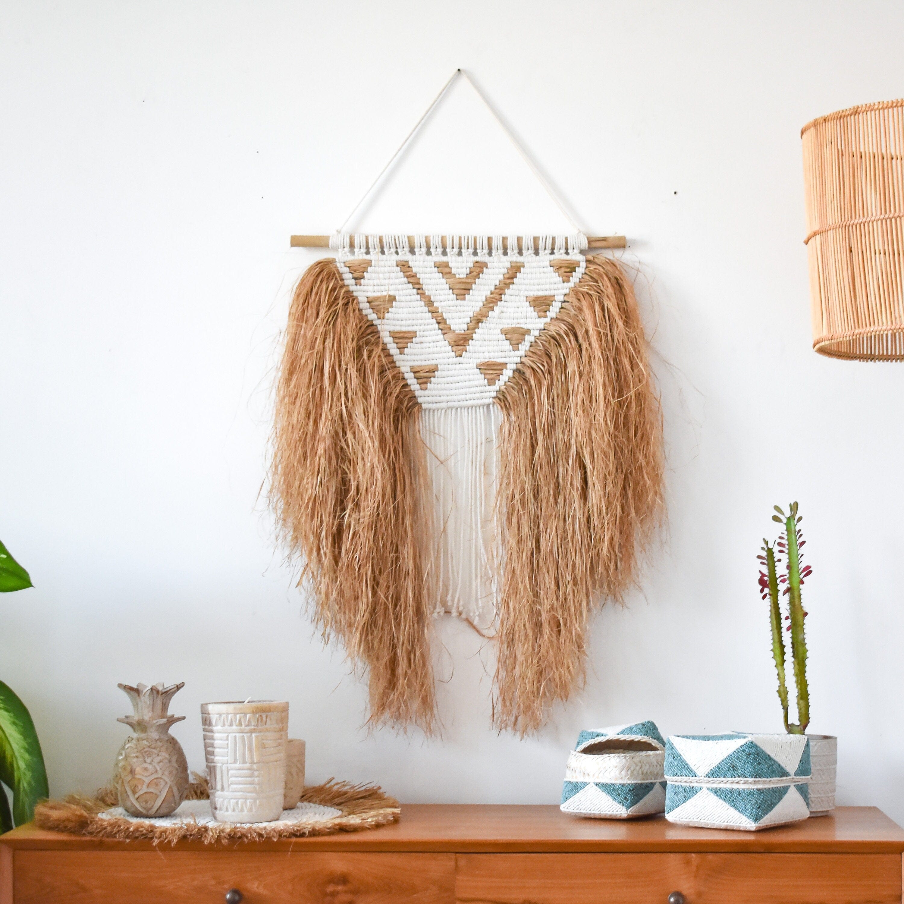 Elegant Handcrafted Raffia and Macramé Wall Hanging | Bohemian Tribal Decor | Versatile Home Accent | Rustic Wabi Sabi Wall Art