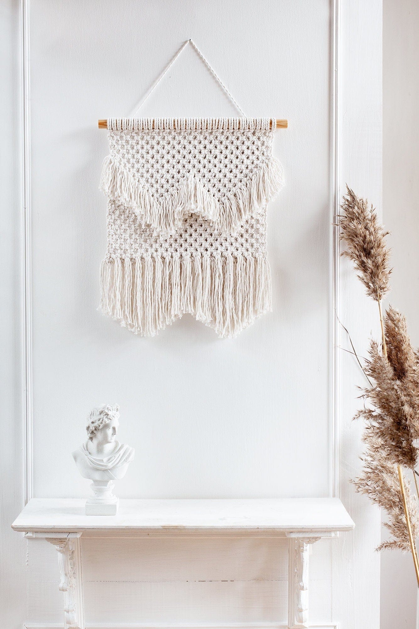 Handmade Macrame Wall Hanging – Boho Decorative Fiber Art, Modern Wall Tapestry, Natural Cotton Cord