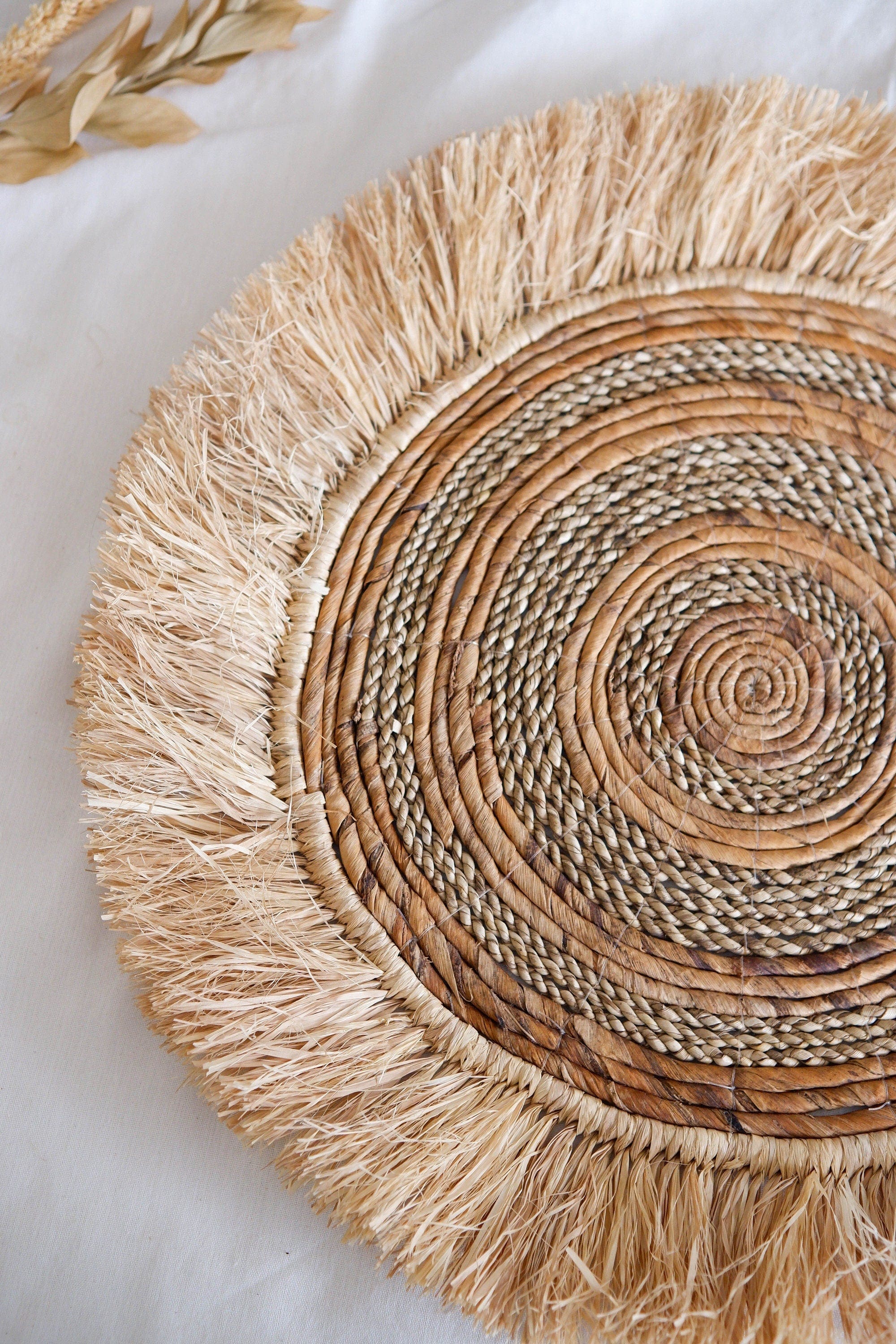 Handwoven Boho Fringe Wall Decor: Natural Seagrass and Banana Leaf Basket Wall Hanging with Rustic Charm