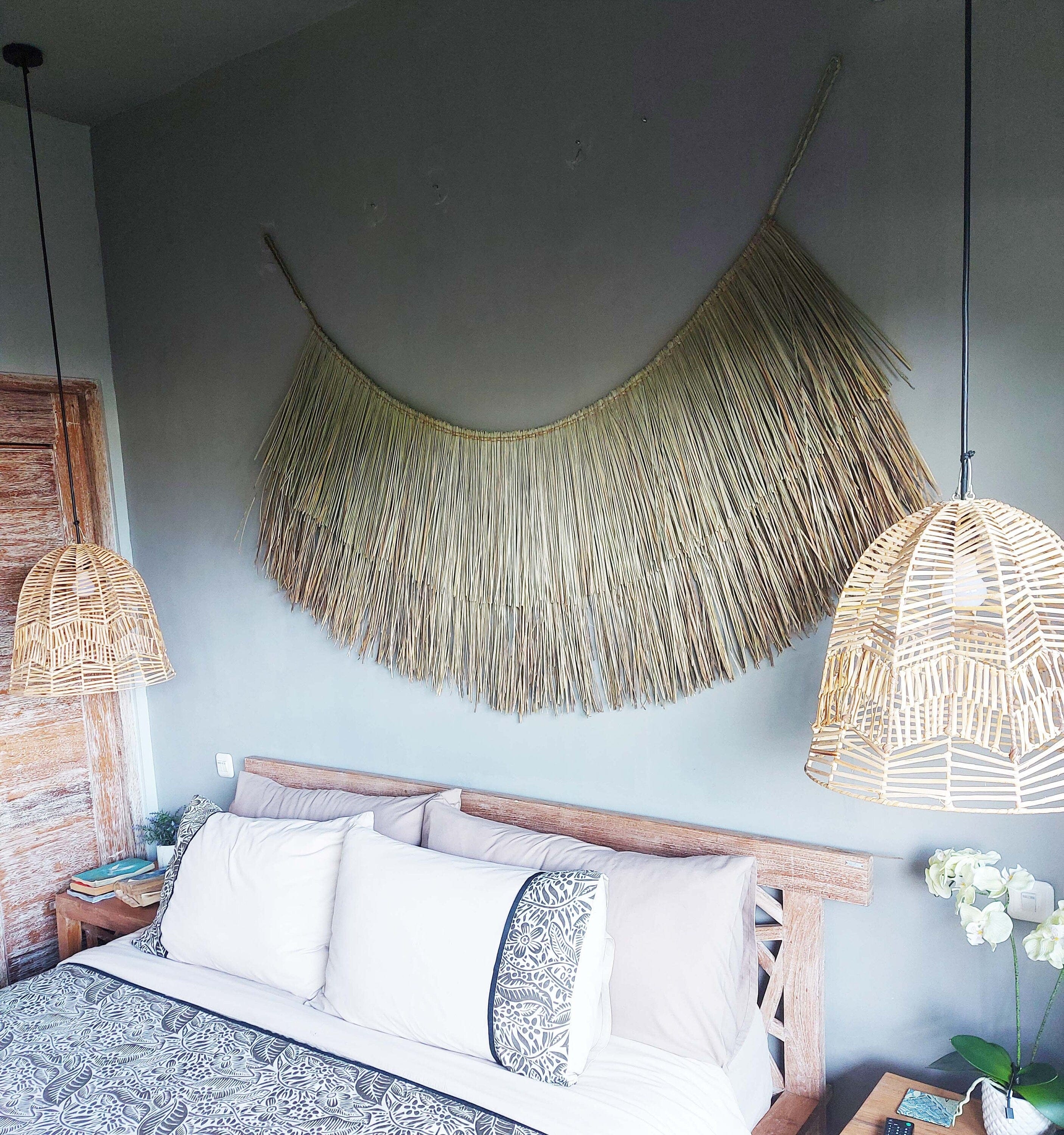 Handwoven Mendong Grass Wall Decor – Extra-Large Boho Bedroom Wall Art