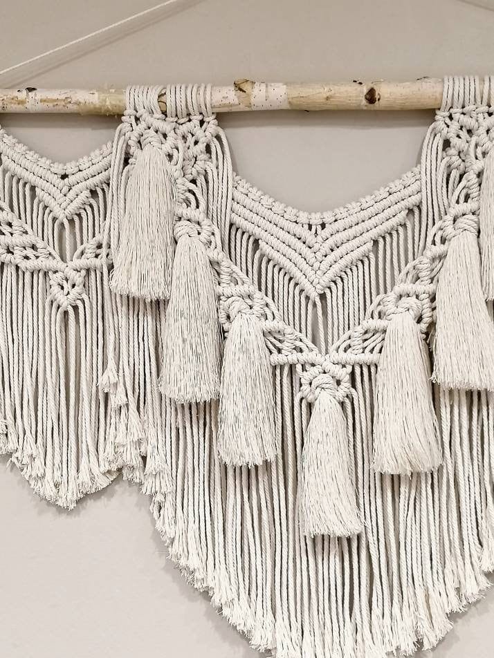 Large Handmade Macrame Wall Hanging – 100% Cotton on Debarked Wood, Eco-Friendly Decor, 60cm x 90cm