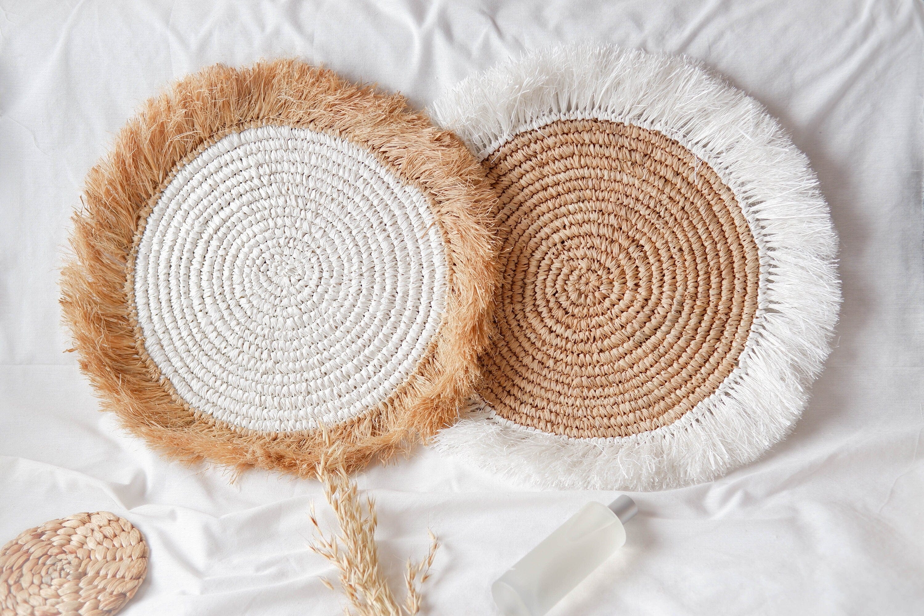 Natural Fringed Raffia Basket Wall Decor - Boho Seagrass Hanging Wall Basket - Coastal Home Bohemian Wall Art