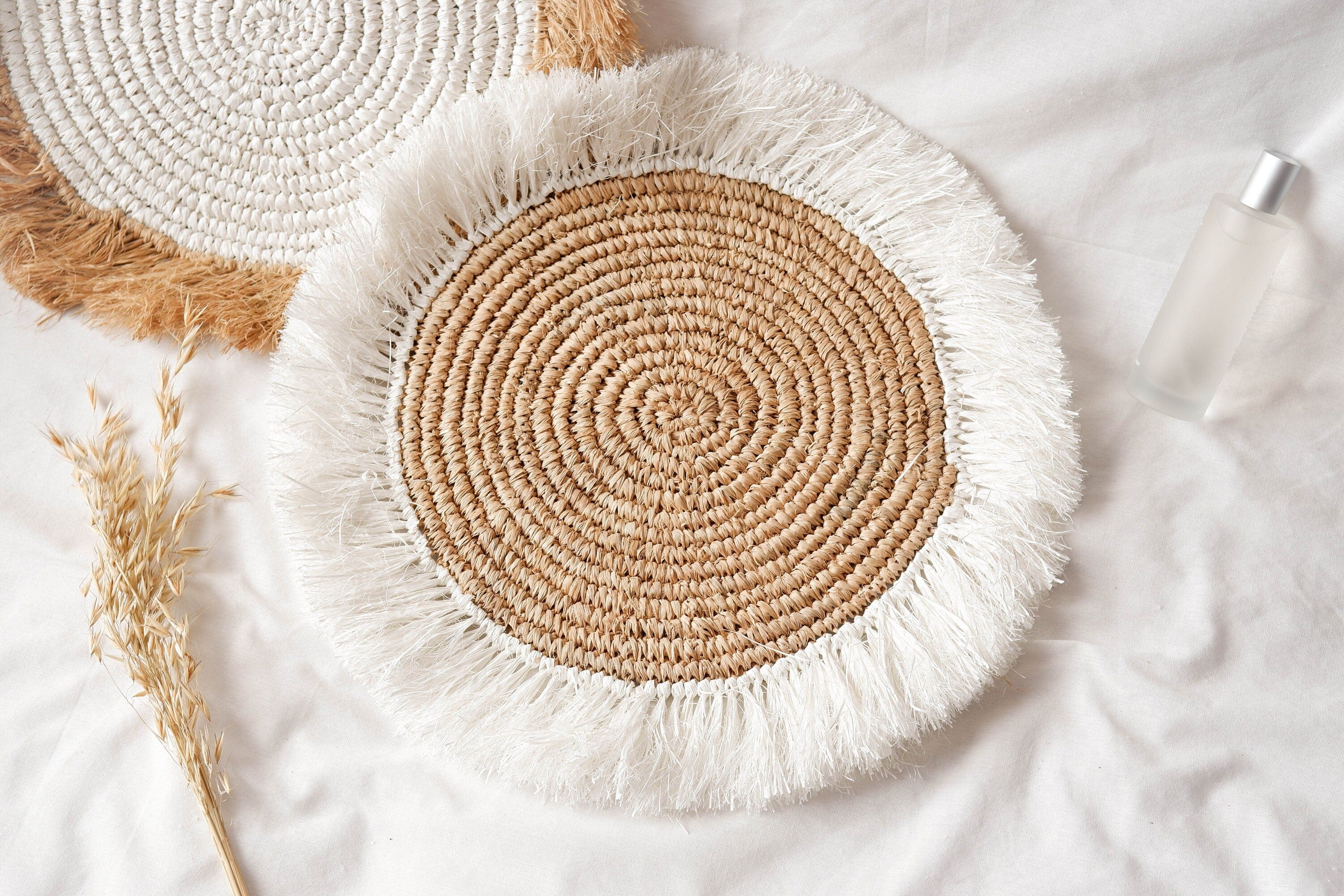 Natural Fringed Raffia Basket Wall Decor - Boho Seagrass Hanging Wall Basket - Coastal Home Bohemian Wall Art