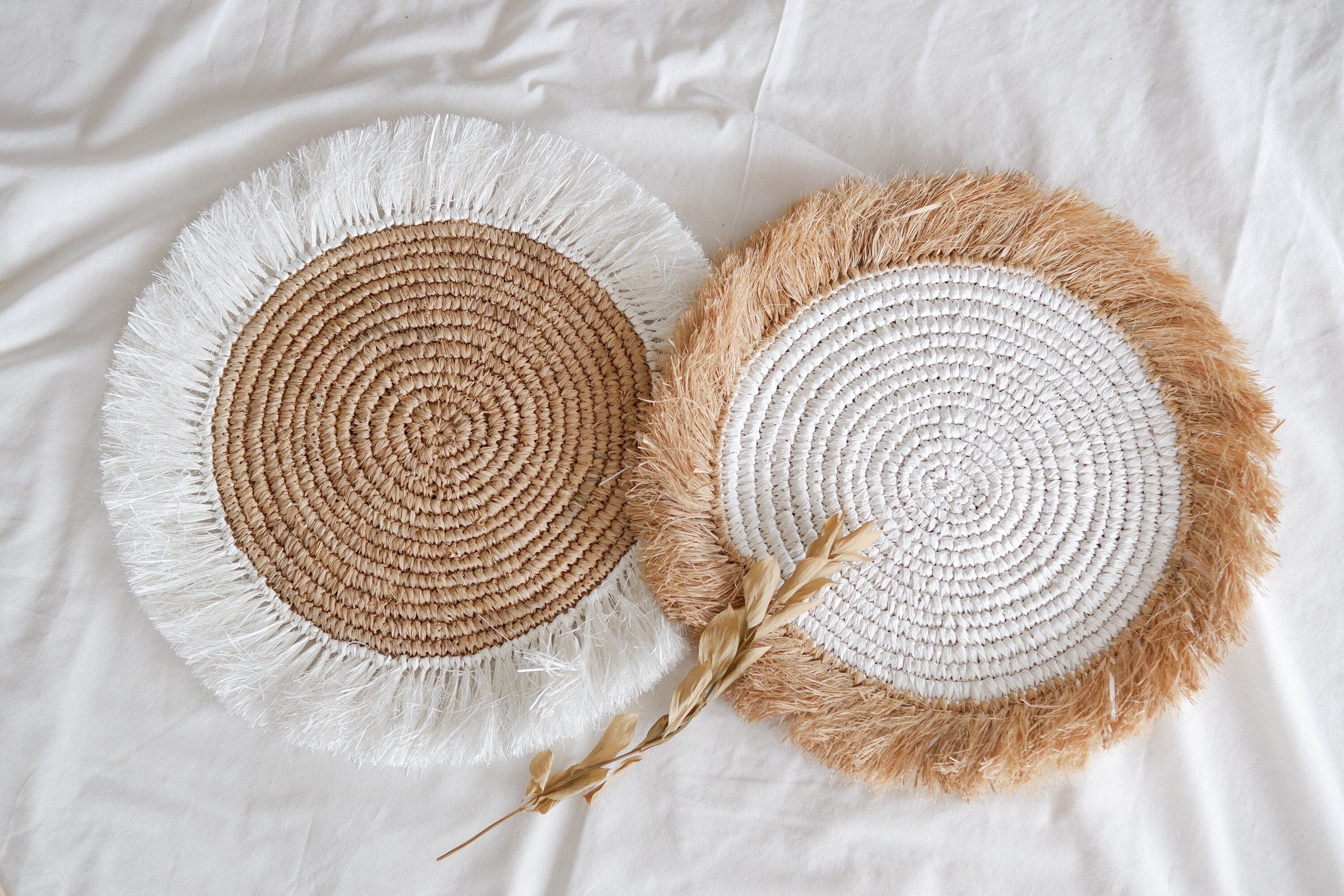 Natural Fringed Raffia Basket Wall Decor - Boho Seagrass Hanging Wall Basket - Coastal Home Bohemian Wall Art