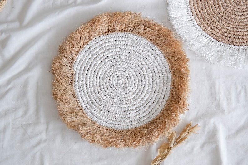 Natural Fringed Raffia Basket Wall Decor - Boho Seagrass Hanging Wall Basket - Coastal Home Bohemian Wall Art white