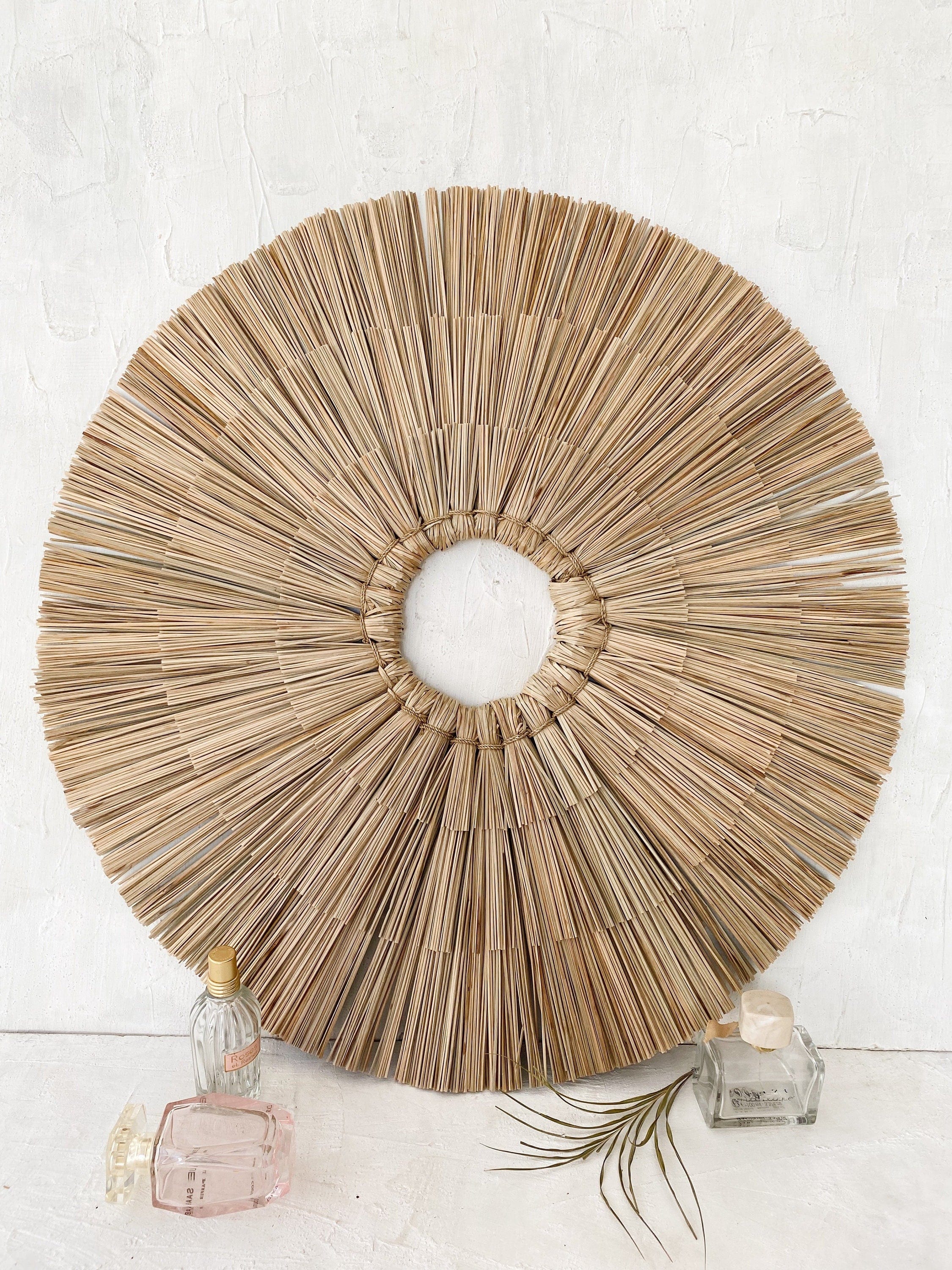 Natural Mendong Weave Wall Hanging – Versatile Boho Decoration - Round Wall Basket Decor, Woven Wall Basket, Tropical Wall Decor,Coastal Decor