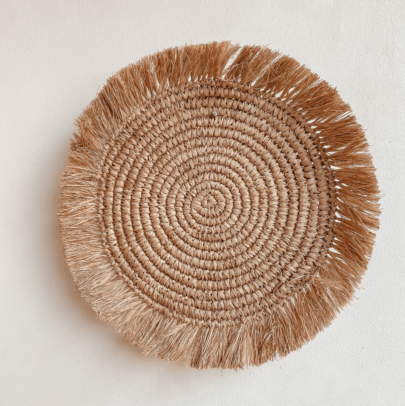 Natural Raffia Fringe Placemat – Boho Wedding Table Decor, Heat Resistant Round Mat