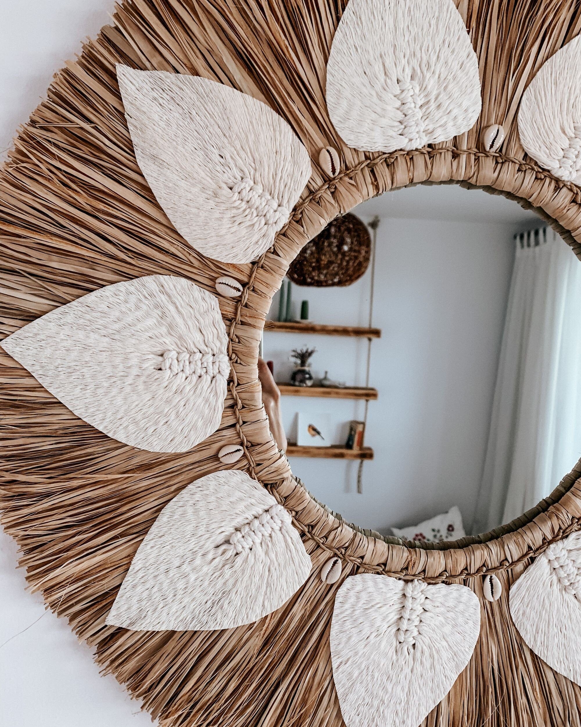 Round Raffia Macrame Mirror – Boho Wall Decor, 60cm, Handcrafted Tropical Mirror from Bali