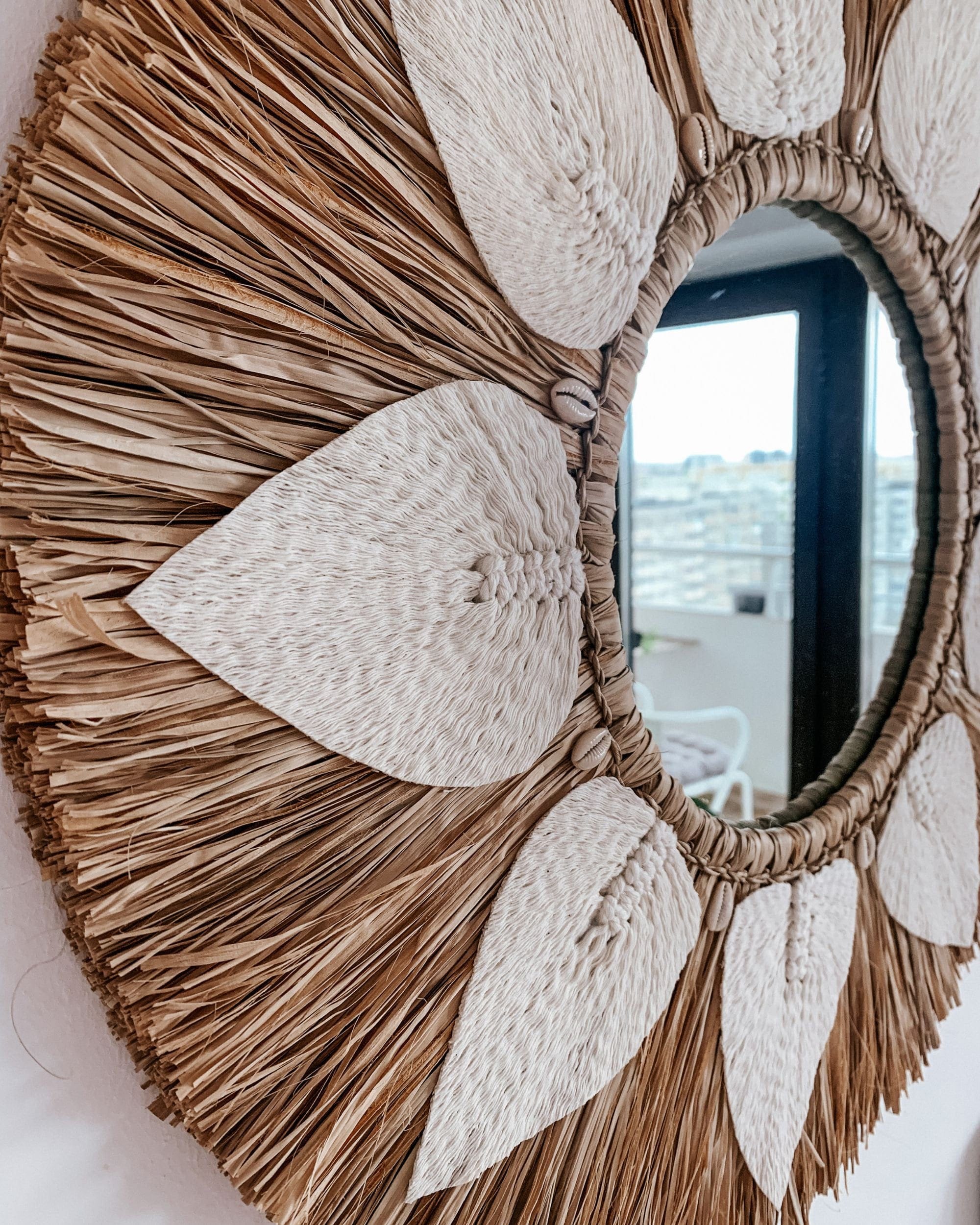 Round Raffia Macrame Mirror – Boho Wall Decor, 60cm, Handcrafted Tropical Mirror from Bali