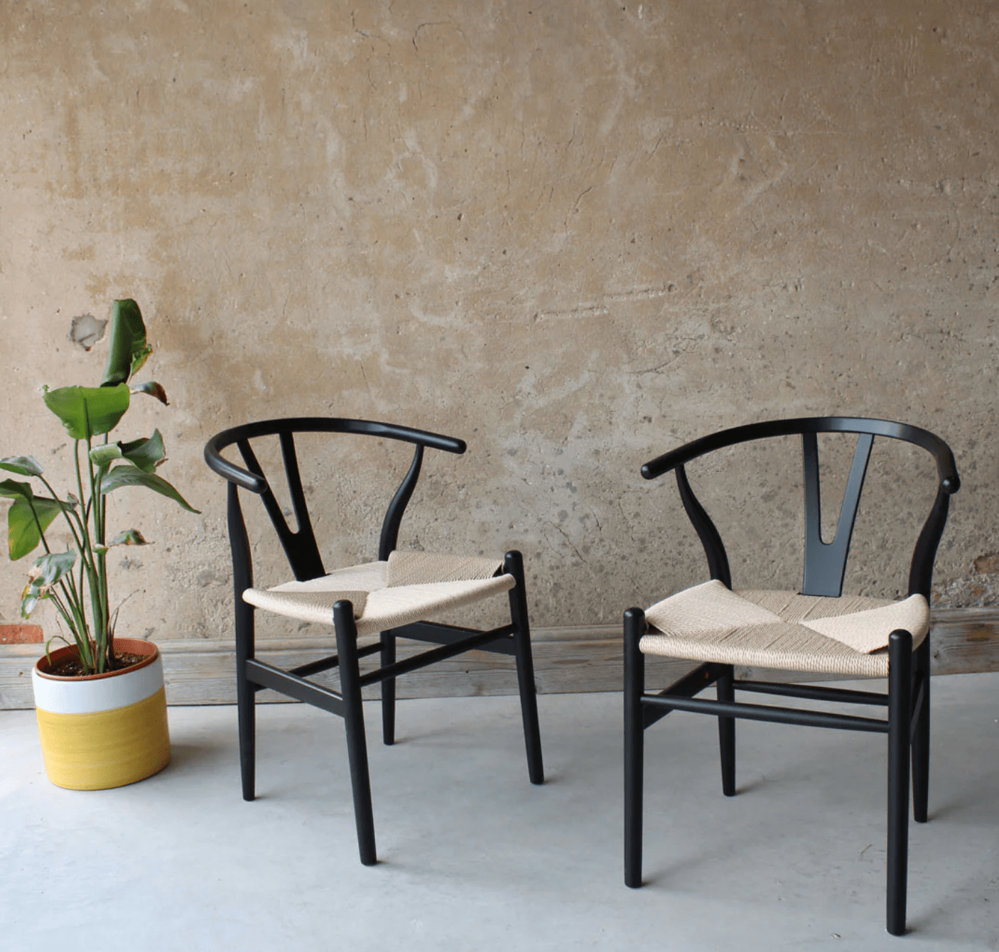 Set of 2 Black Kitchen Dining Room Chairs - Mid-Century Metal Backrest - Wishbone Design - Sorrento