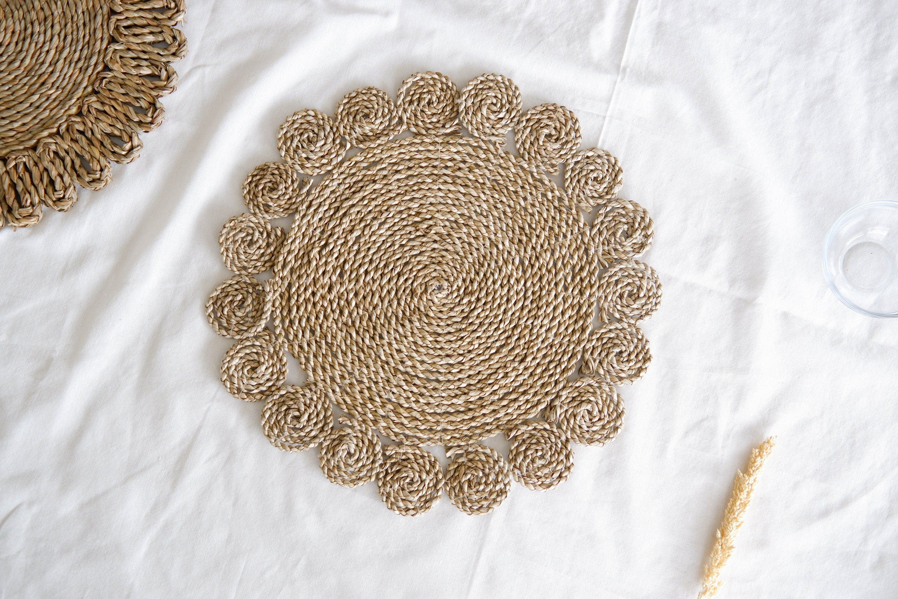 Set of 4 Woven Boho Seagrass Flower Placemat – Rustic Wedding and Table Decor