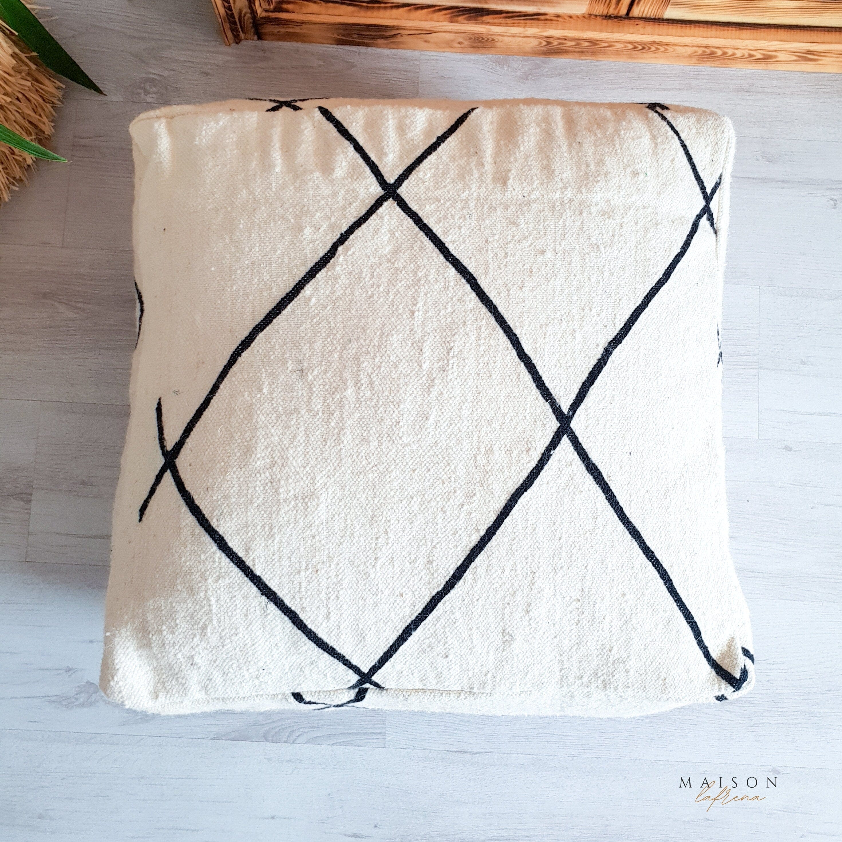 White Moroccan Kilim Pouf – Boho Chic Floor Cushion for Extra Seating