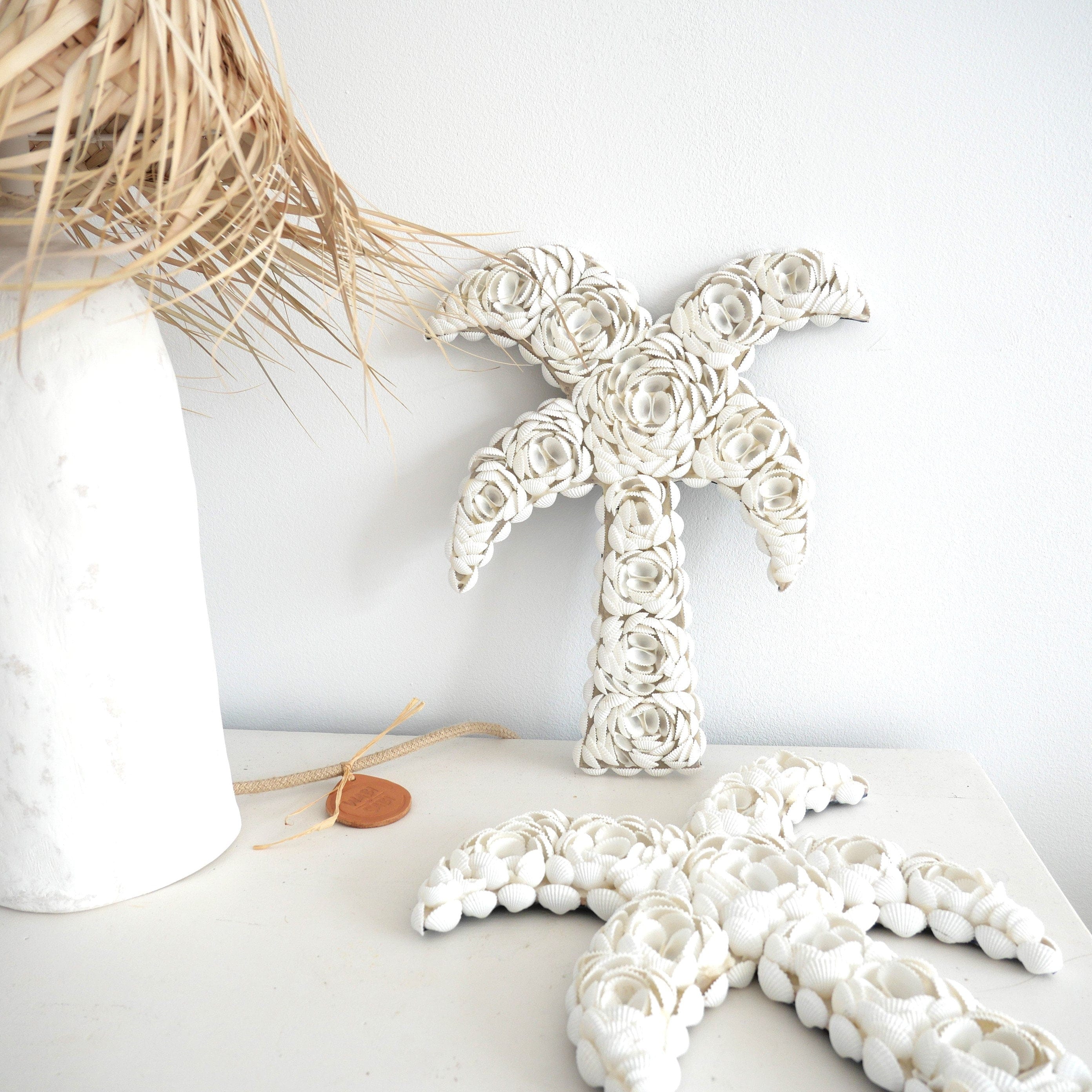 White Shell Palm Tree Rose Wall Decor – Handmade Tropical Boho Decoration