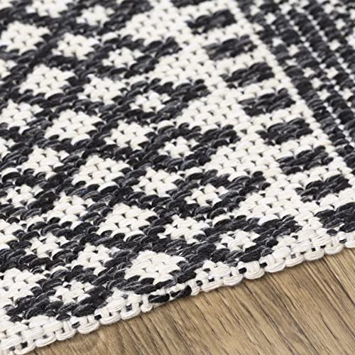 Bohemian Black and Cream Area Rug - 6'7" x 9' Modern Cotton Rug for Living Room, Bedroom or Kitchen