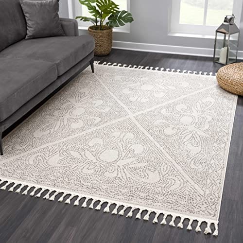 Modern Bohemian Area Rug - Tassel Design - Contemporary Style - Beige, Cream, Brown - 5'3" x 7'3"