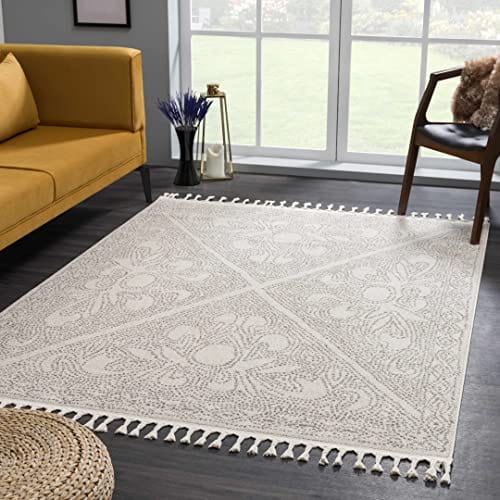 Modern Bohemian Area Rug - Tassel Design - Contemporary Style - Beige, Cream, Brown - 5'3" x 7'3"